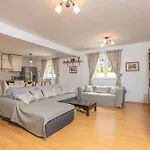 בקתה Mountain House 