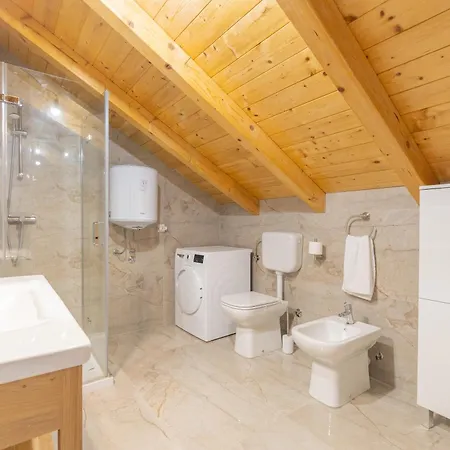 בקתה Mountain House 